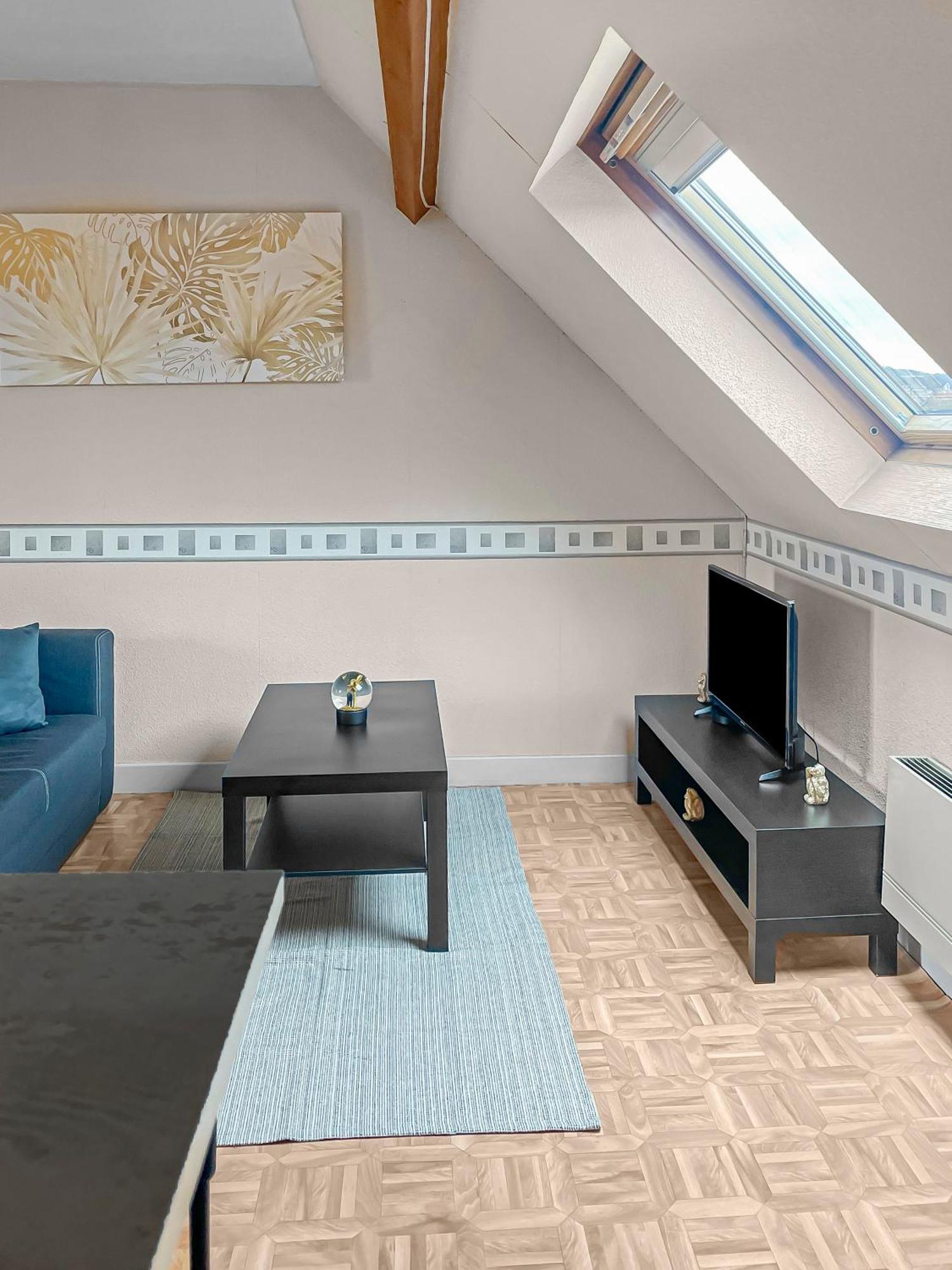 Pied-A-Terre A Montlucon Apartamento Exterior foto